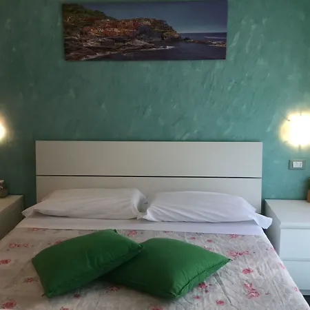 Guest house Elite 19 *
